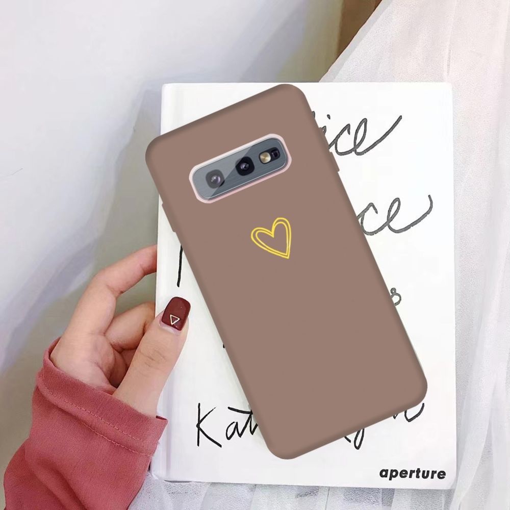 Wewoo - Coque Pour Galaxy S10e Golden Love Heart Pattern Housse de protection en TPU givré kaki - Coque, étui smartphone