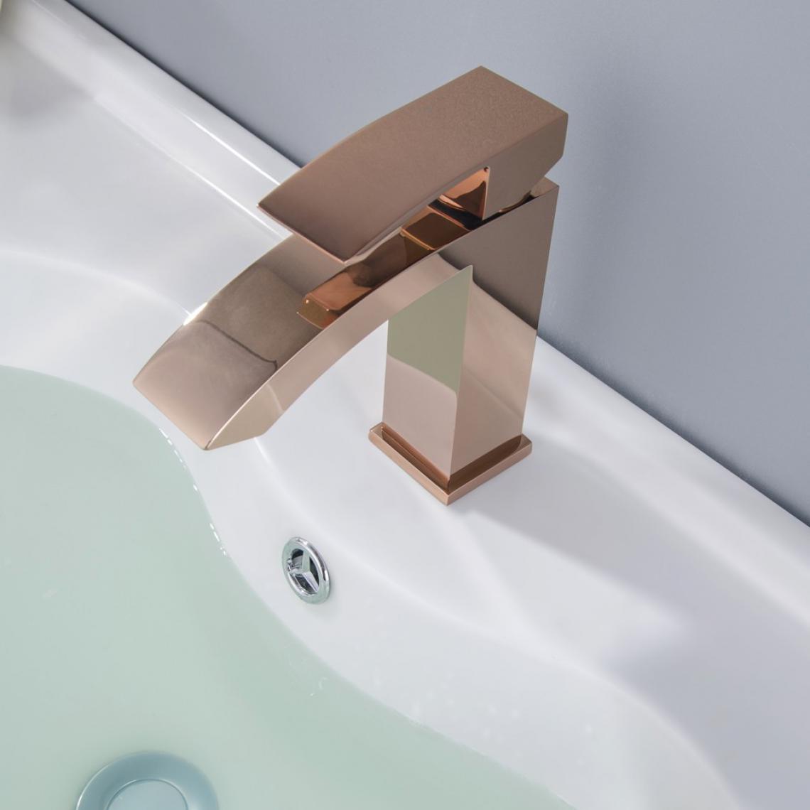 Kroos - Robinet lavabo mitigeur sophistiqué en doré rose - Robinet de lavabo