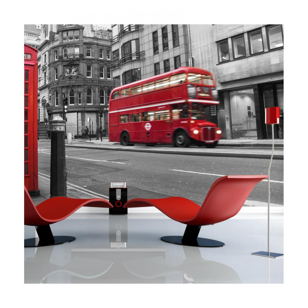 Artgeist - Papier peint - Cabine téléphonique et bus rouges à Londres 200x154 - Papier peint