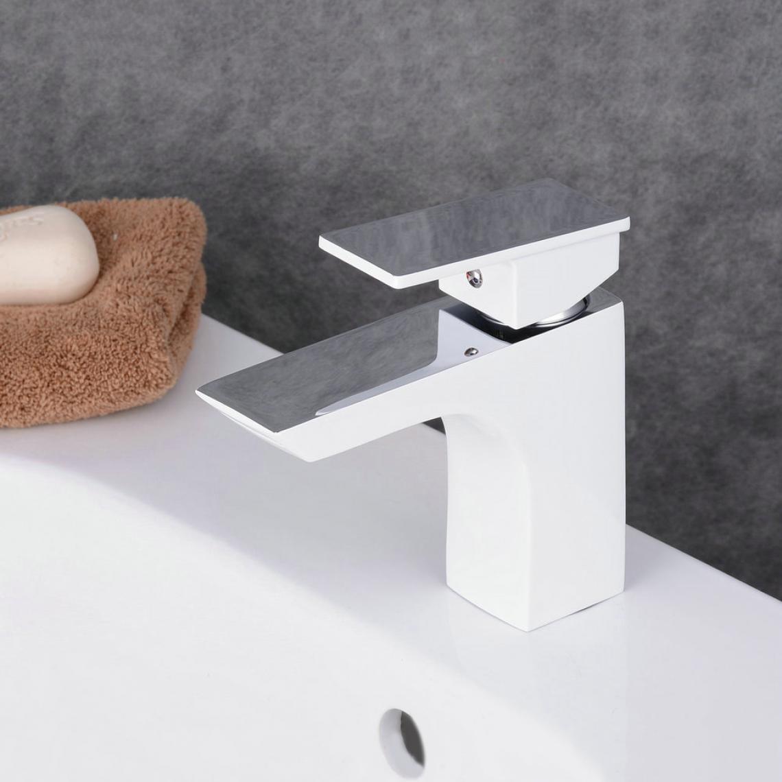 Kroos - Robinet mitigeur lavabo Blanc contemporain aux lignes rectilignes bec longueur moyenne et droit - Robinet de lavabo