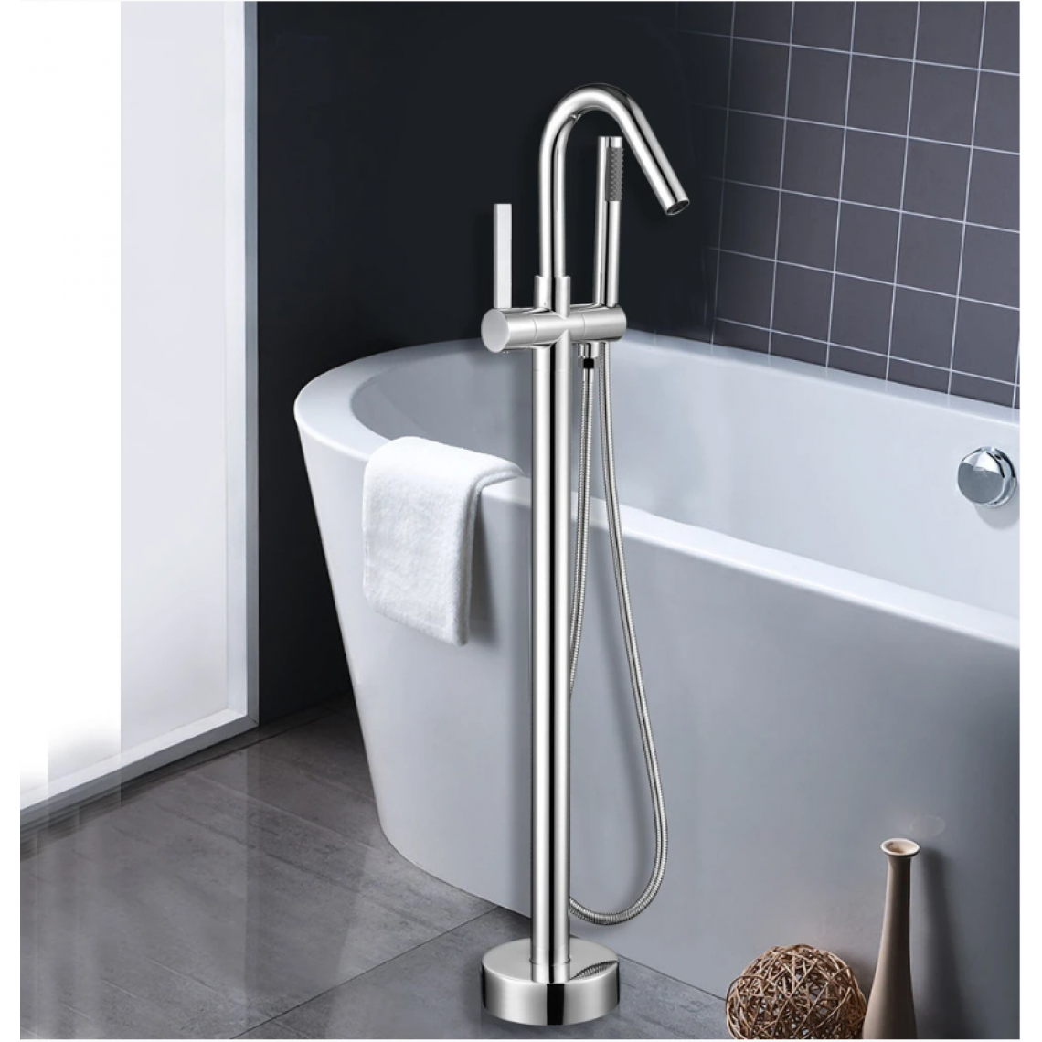 Kroos - Mitigeur baignoire de luxe sur pied avec douchette et flexible de douche - Mitigeur douche