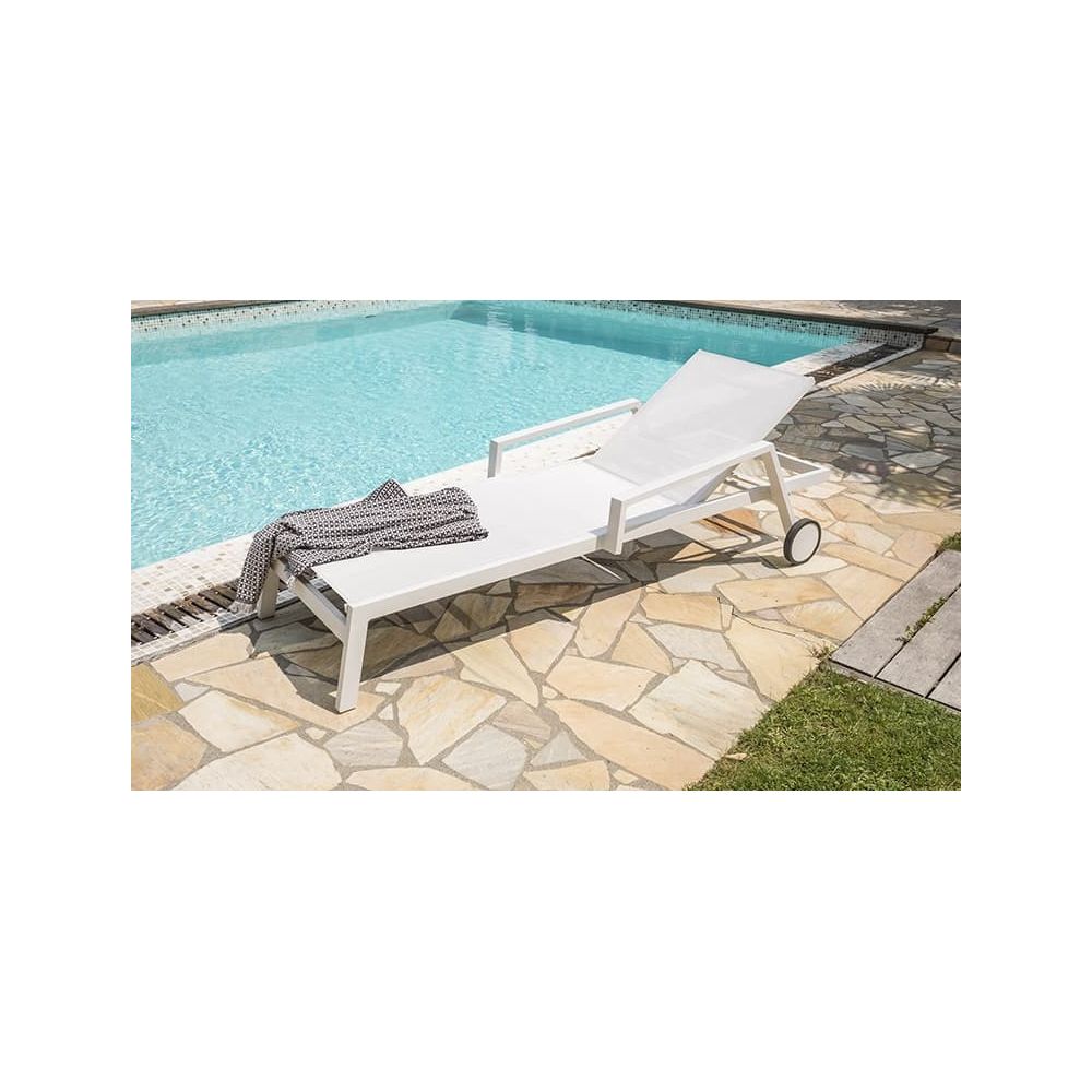 Dcb Garden - Chaise longue Ibiza blanc sur roulettes - Transats, chaises longues