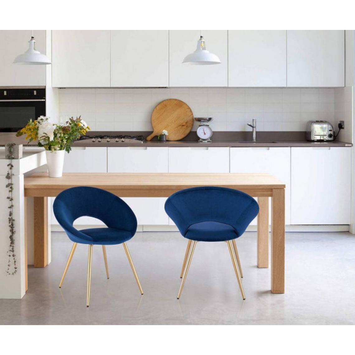 MercatoXL - chaise de salle en velours avec pieds en métal bleu modèle - Tables à manger
