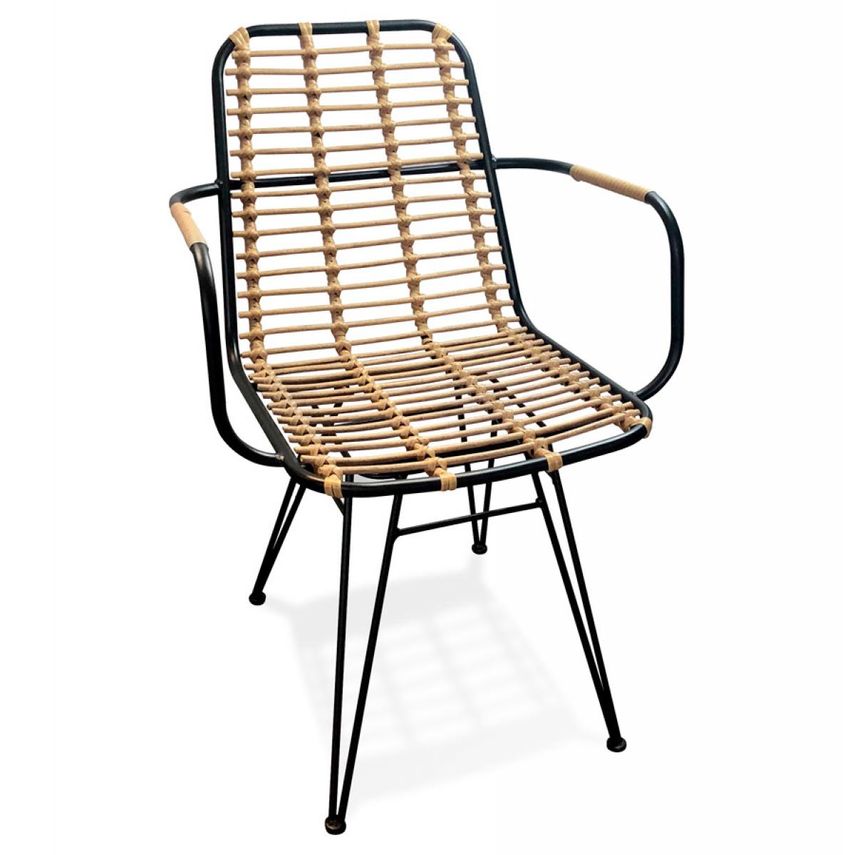 Alterego - Chaise avec accoudoirs 'BASTIA' en rotin couleur naturelle et métal noir - Chaises