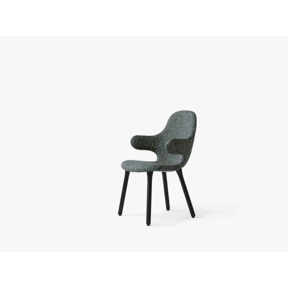 Andtradition - Chaise Catch JH 1 - andTraditionBlackLaqueredOak - Kvadrat_Ria_0981 - Chaises