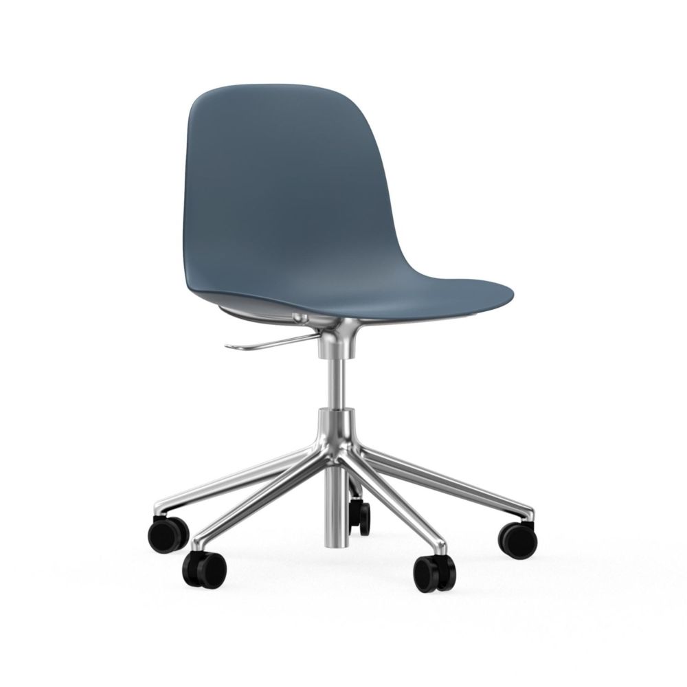 Normann Copenhagen - Chaise pivotante à roulettes Form - bleu - aluminium - Chaises