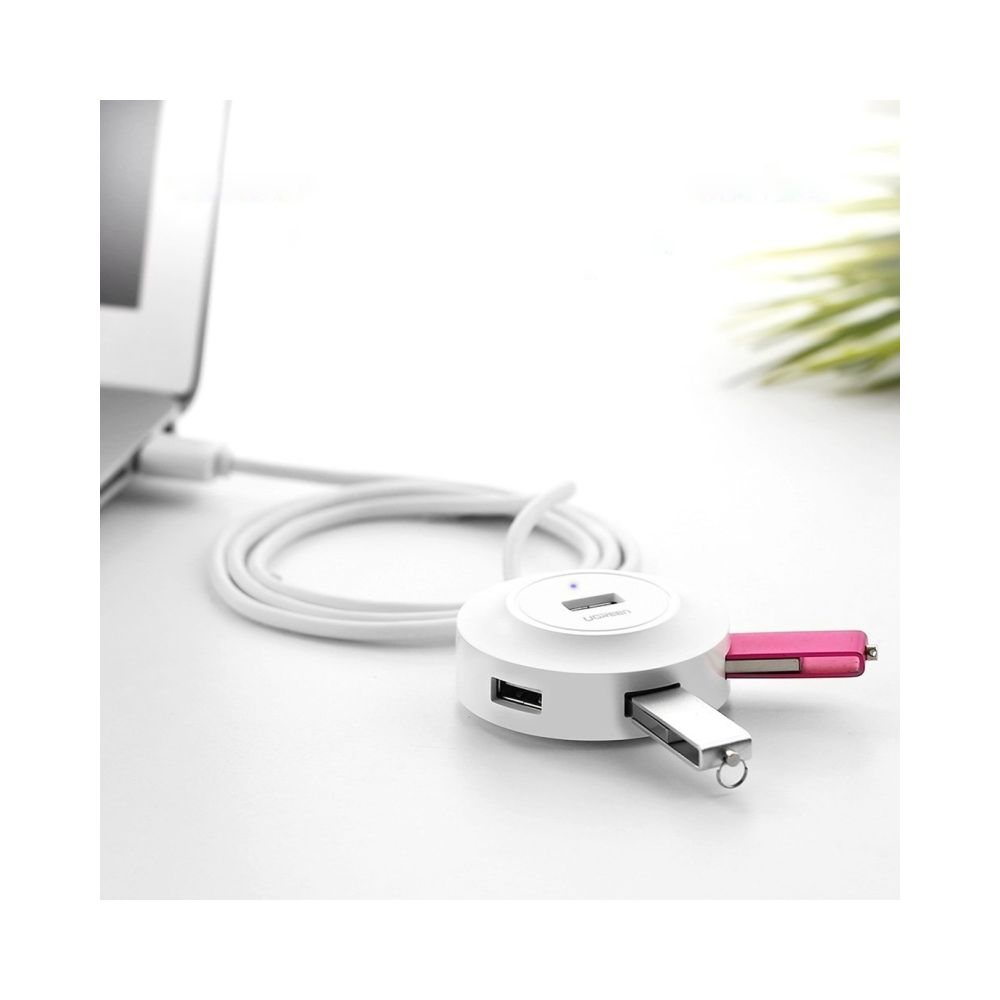 Wewoo - Hub USB 2.0 blanc pour Mac, Windows, Linux Systèmes PC / Tablettes, Longueur du câble: 50cm 4 Ports USB 2.0 Splitter - Hub