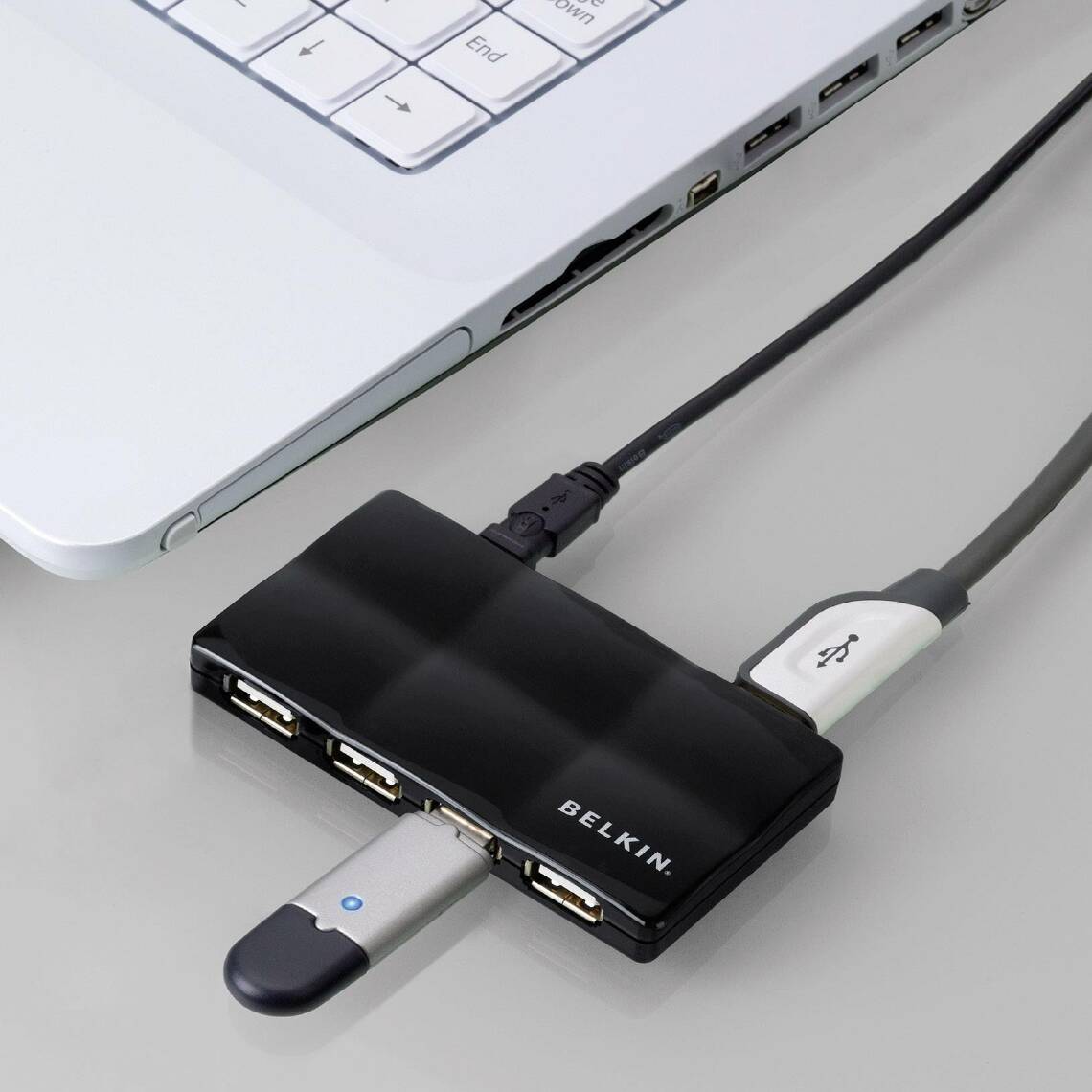 Belkin - HUB USB 7 PORTS ALIMENTE Noir - Hub