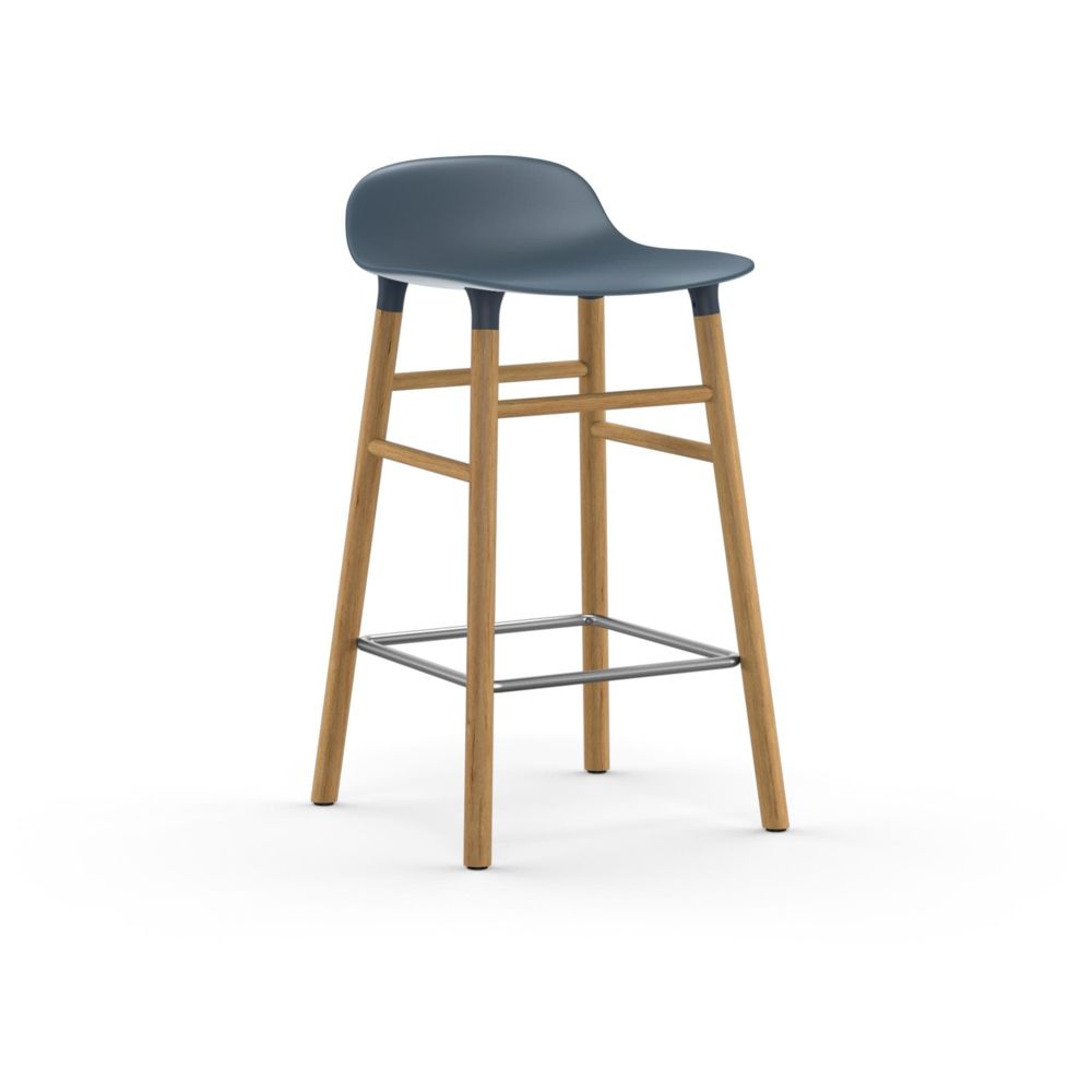 Normann Copenhagen - Chaise de bar Form avec structure en bois - Chêne - 65 cm - bleu - Tabourets