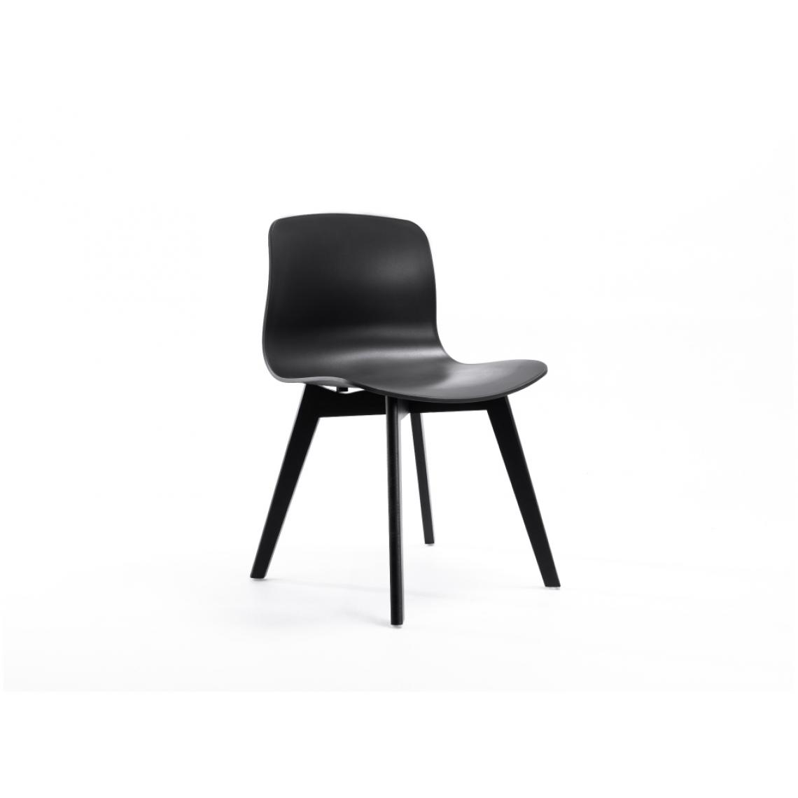 Usinestreet - Lot de 2 chaises design LOLY avec pieds en bois teinté - Noir - Chaises