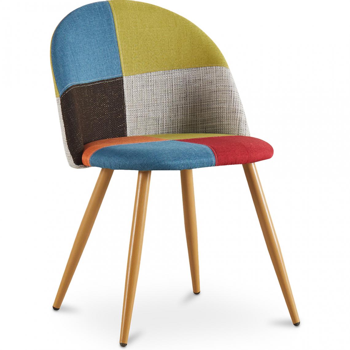 Iconik Interior - Chaise à manger tapissée scandi retro design patchwork pieds en bois - Evelyne Simona - Chaises