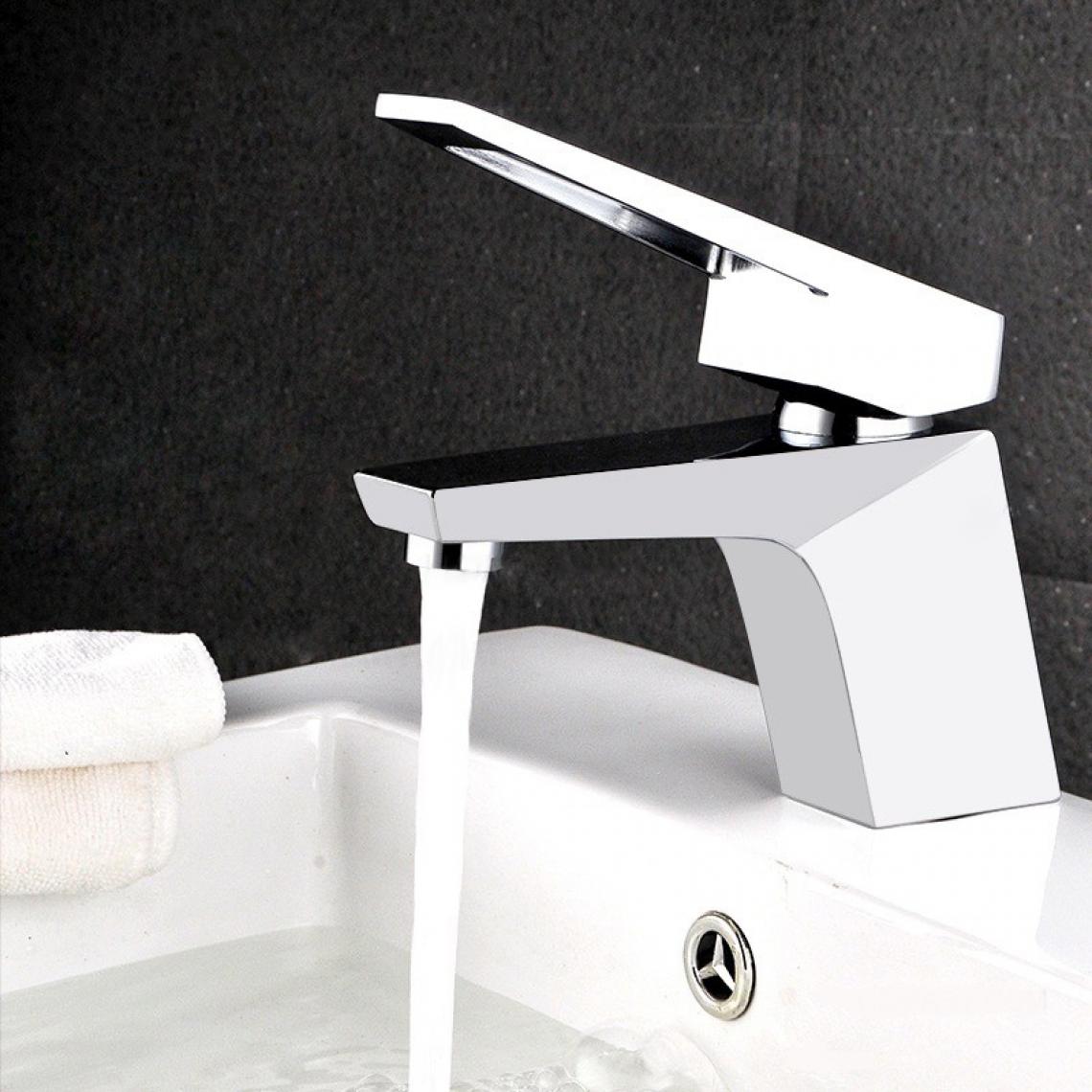 Kroos - Robinet lavabo mitigeur contemporain en laiton solide Chromé - Robinet de lavabo