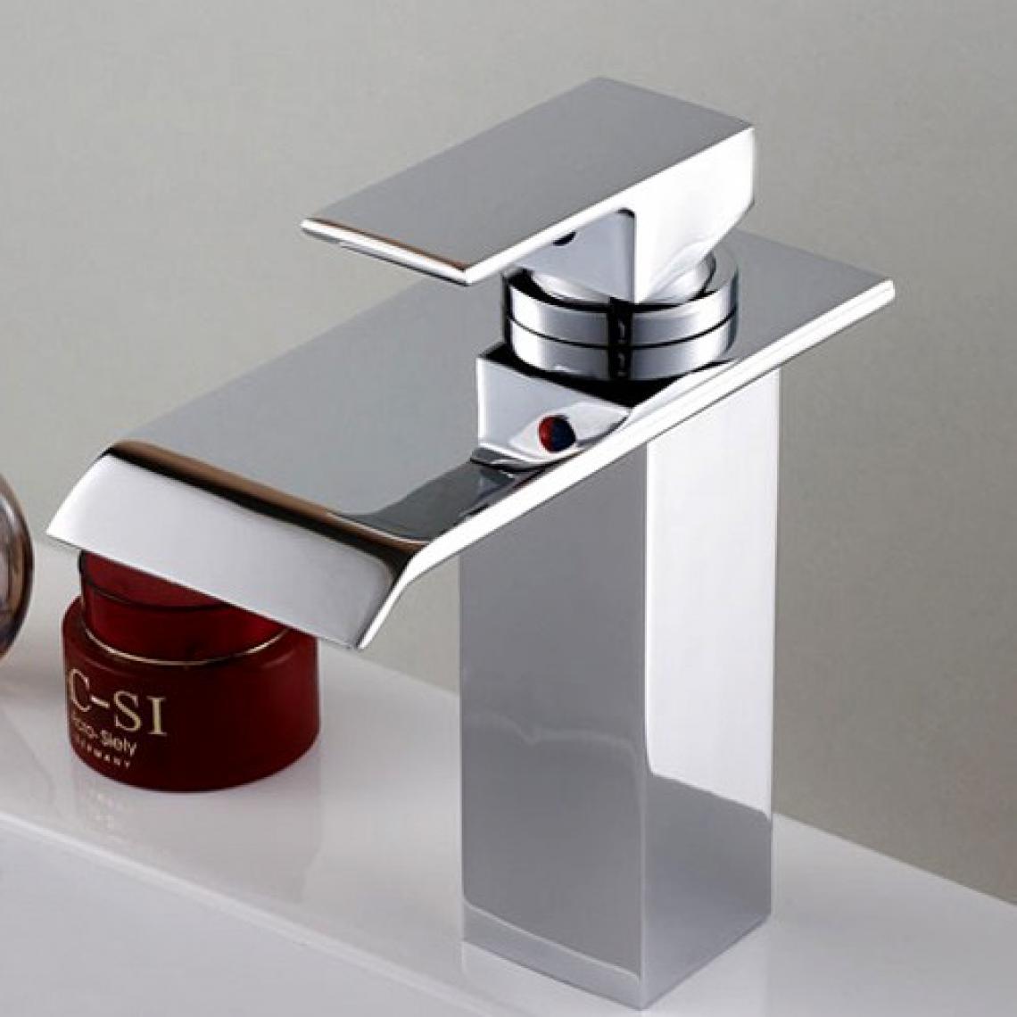 Kroos - Robinet lavabo mitigeur contemporain avec bec en cascade en chromé - Robinet de lavabo