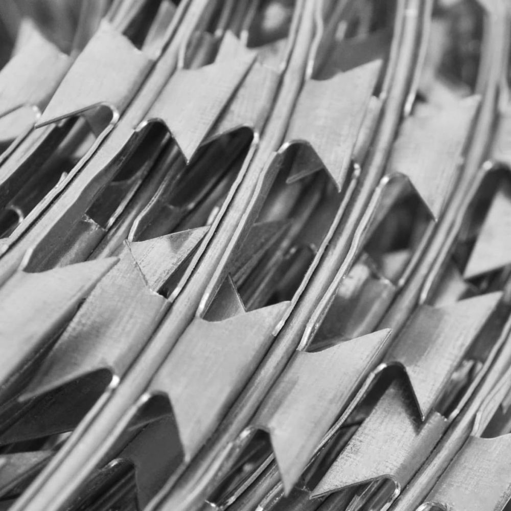 marque generique - Icaverne - Chaînes, câbles et cordes famille Fil Barbelé NATO concertina en acier galvanisé NATO BTO-22 150 m - Corde et sangle