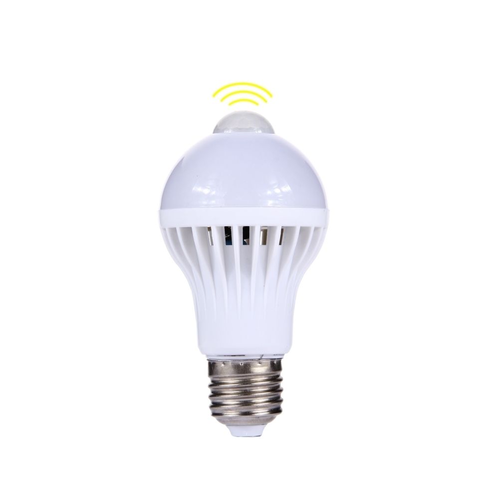Wewoo - LED détecteur de mouvement E27 Ampoule à de infrarouge 7W LED, distance du capteur: 4-6m, AC 85-265V lumière blanche - Lampe connectée