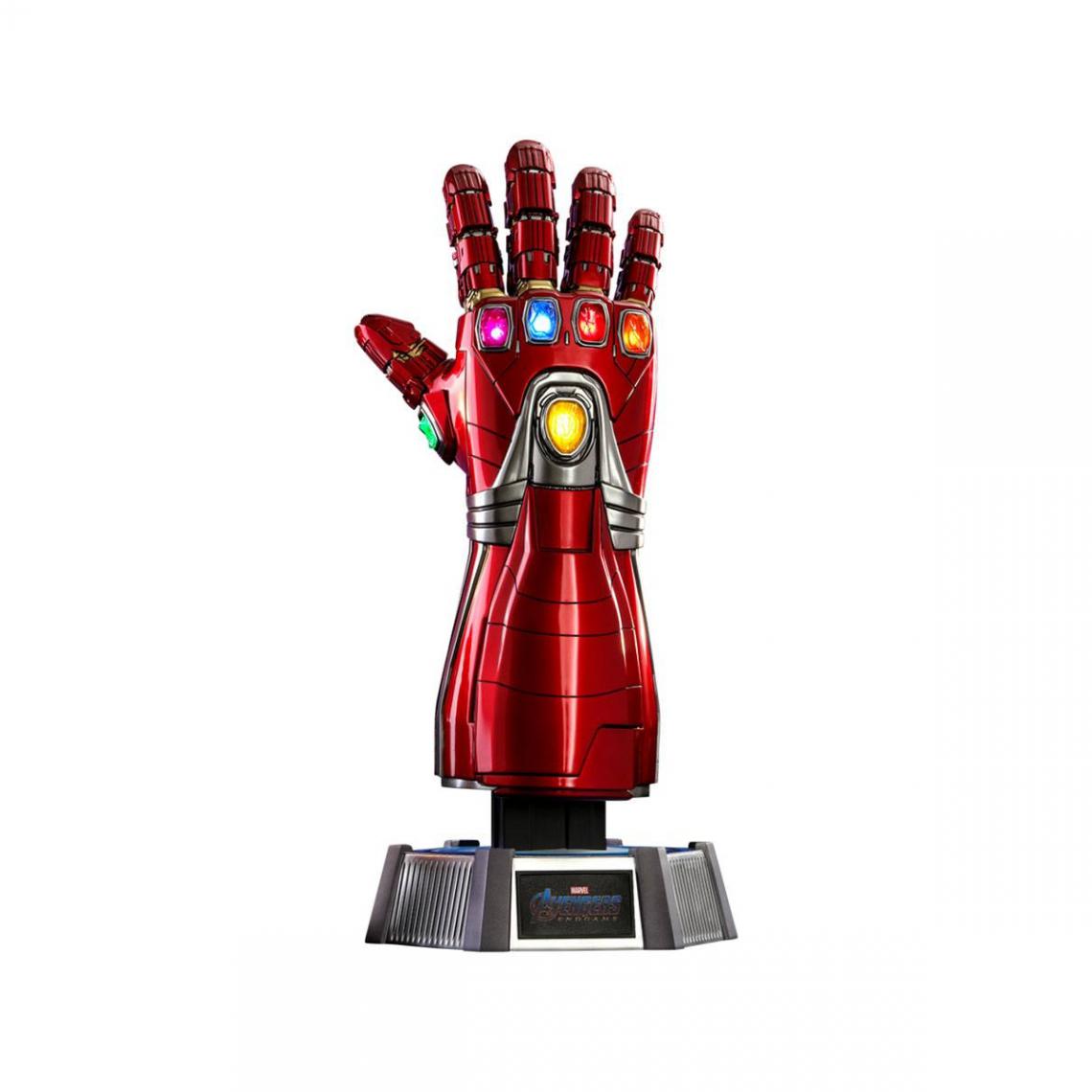Hot Toys - Avengers : Endgame - Réplique Life-Size Masterpiece 1/1 Nano Gauntlet 52 cm - Films et séries