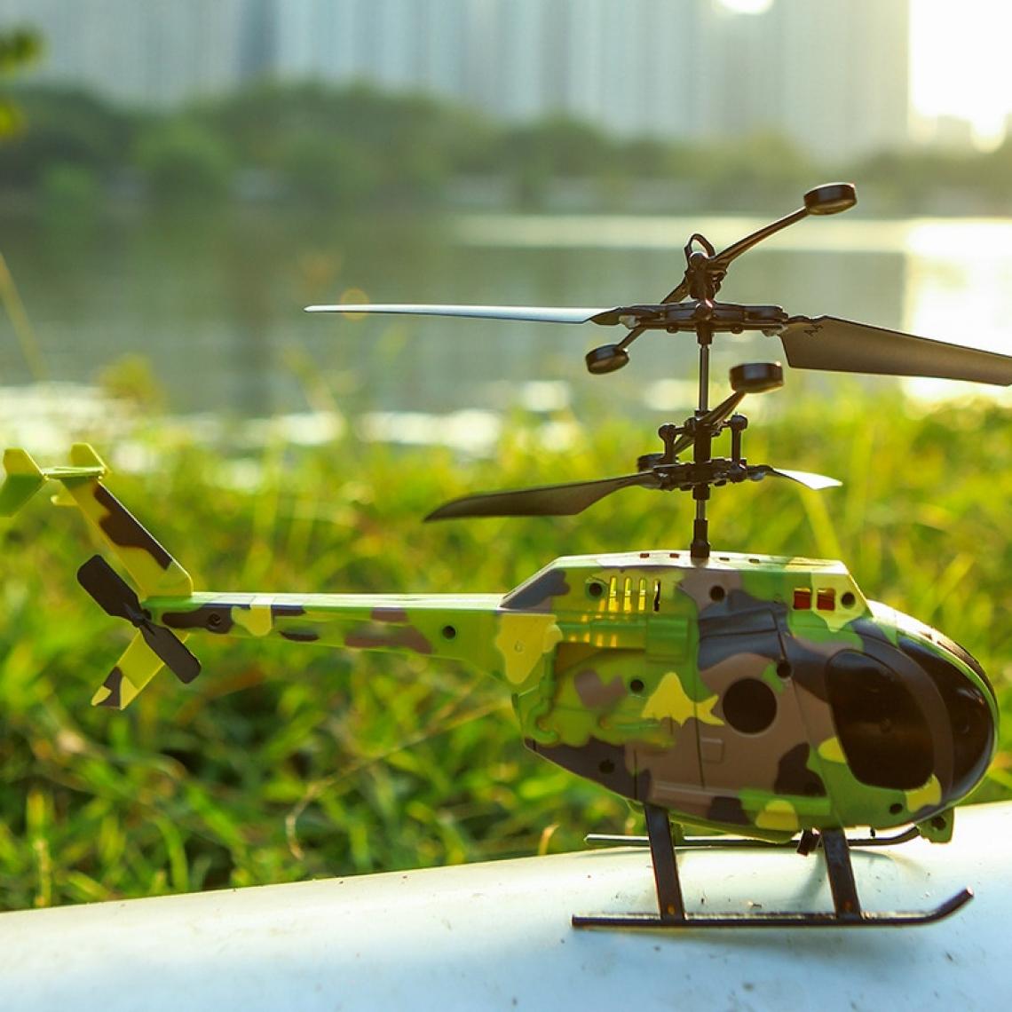 Universal - Hélicoptère télécommandé, détecteur infrarouge, jouet de sauvetage, suspension amusante, suspension cool, jouet d'avion, cadeau d'anniversaire, jouet.(Vert) - Drone