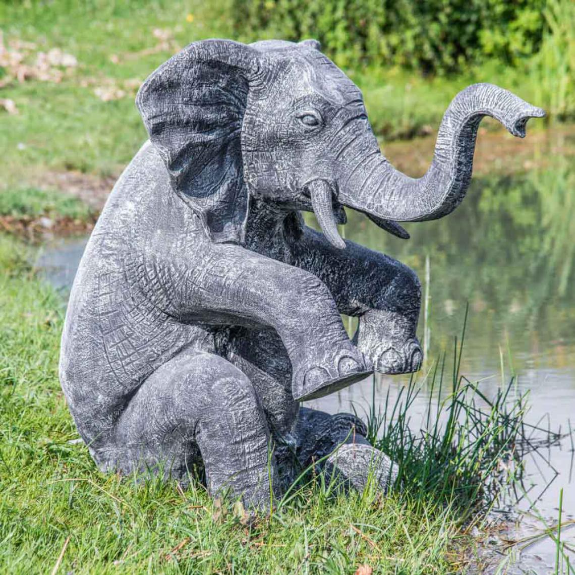Wanda Collection - Statue éléphant patiné noir gris assis 95 cm - Petite déco d'exterieur