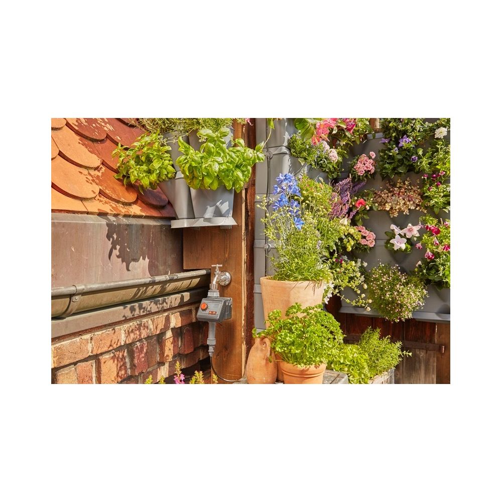 Gardena - Kit d'arrosage pour mur végétal d'angle de 12 modules - Poterie, bac à fleurs