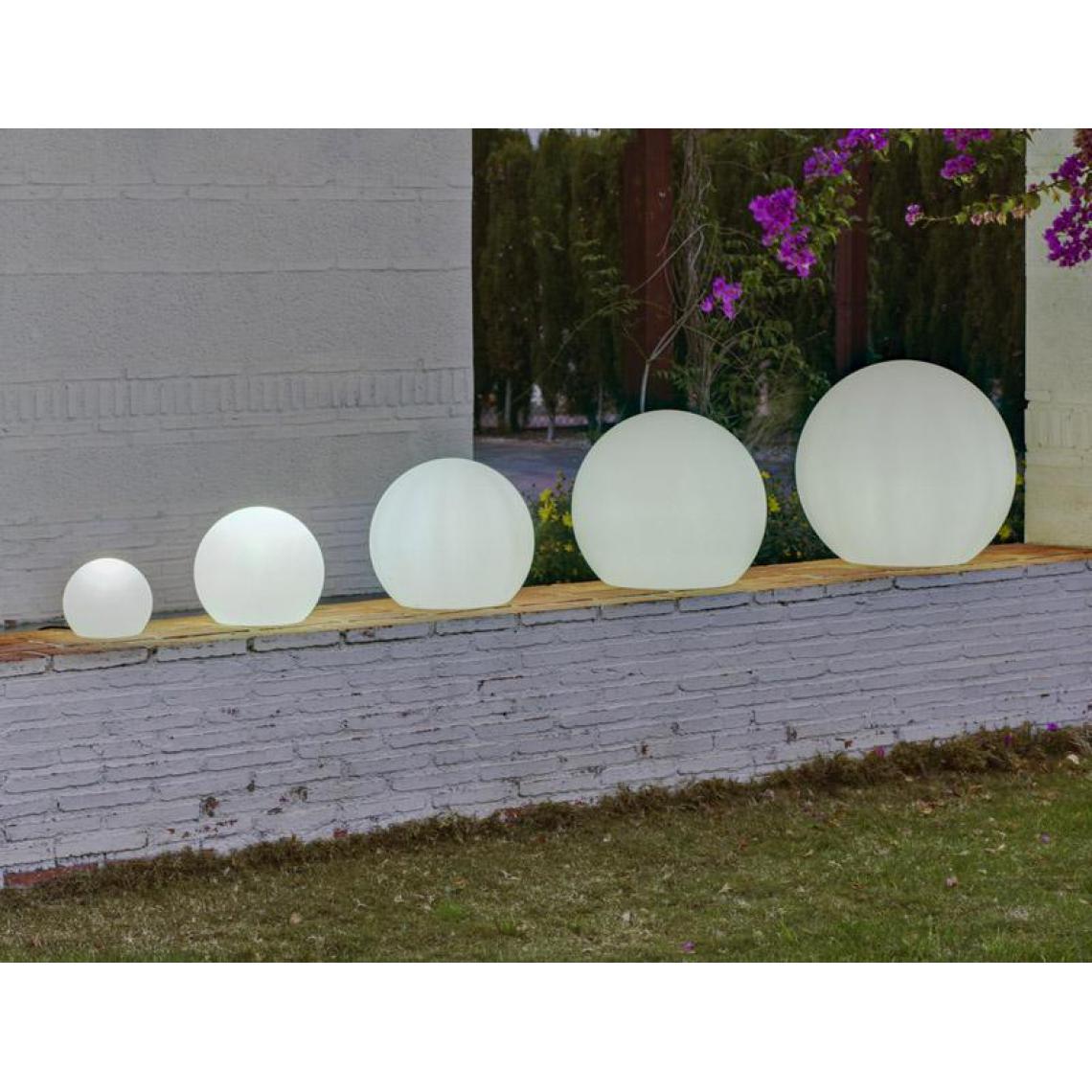 New Garden - Boule sphère lumineuse NEWGARDEN 50cm outdoor extérieur Solaire+Batterie rechargeable LED/RGB - Eclairage solaire