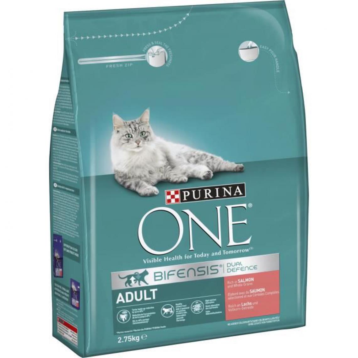 Purina One - PURINA ONE Croquettes pour chat adulte au Saumon et Céréales Complètes - 4 x 2,75 kg - Croquettes pour chien