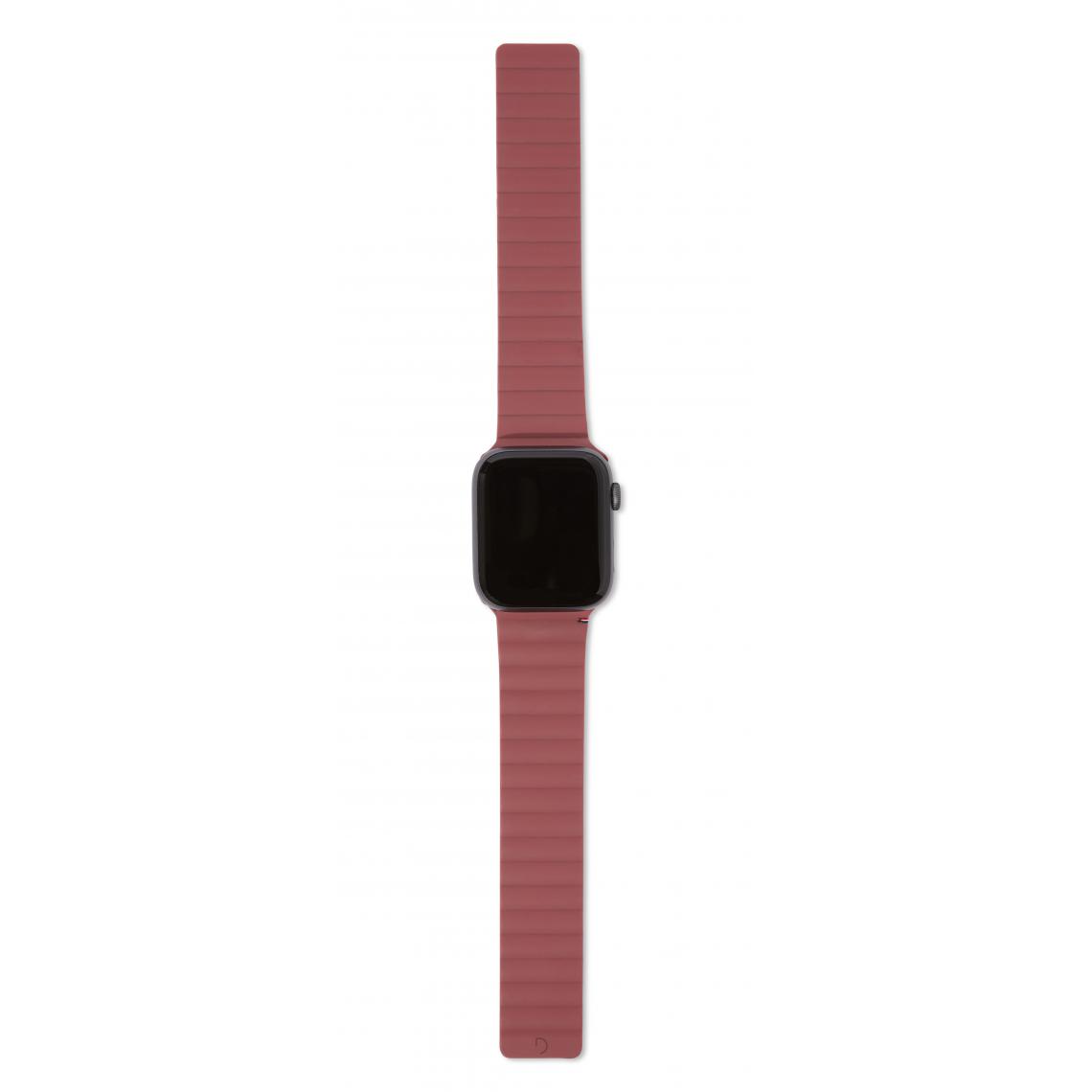 Decoded - DECODED Silicone Magnetic Traction Strap | Series 6 / SE / 5 / 4 (44mm) - 3 / 2 / 1 (42mm) (Rust) - Accessoires Apple Watch