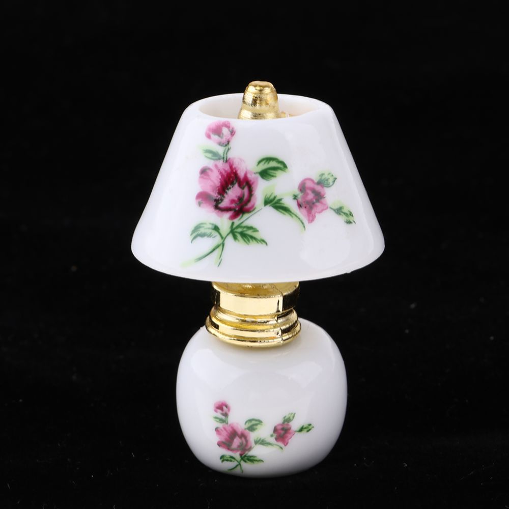 marque generique - 1/12 Dollhouse Miniature Furniture Lampe de chevet en porcelaine Lampe de bureau lumineuse E - Abats-jour