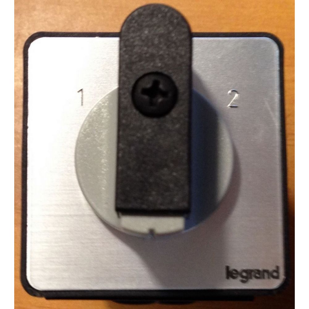Legrand - Legrand 27548 - Commutateur inverseur avec arrêt - manette/PR12/4P/fixation Ø22 - Interrupteurs et prises en saillie