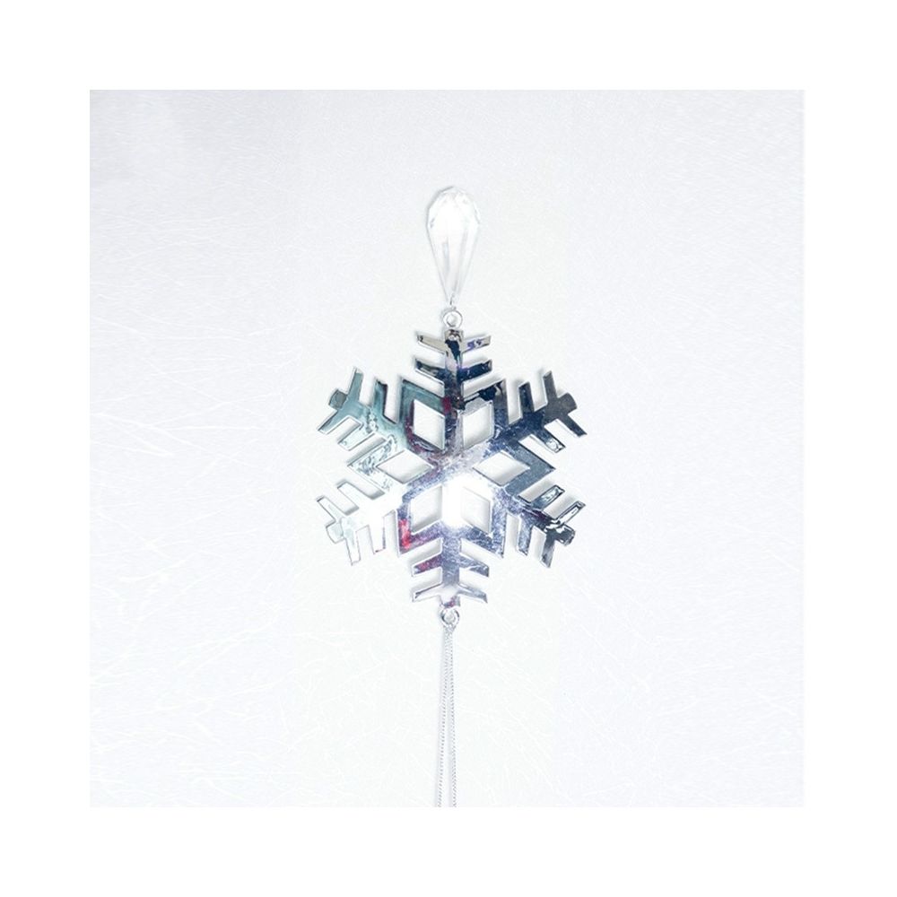 Wewoo - 2 pcs noël créatif creuse pendentif en fer accessoires scène décoration flocon de neige - Décorations de Noël